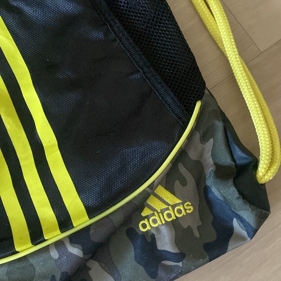 Adidas Drawstring Bag Gently Used - Picture 2 of 9